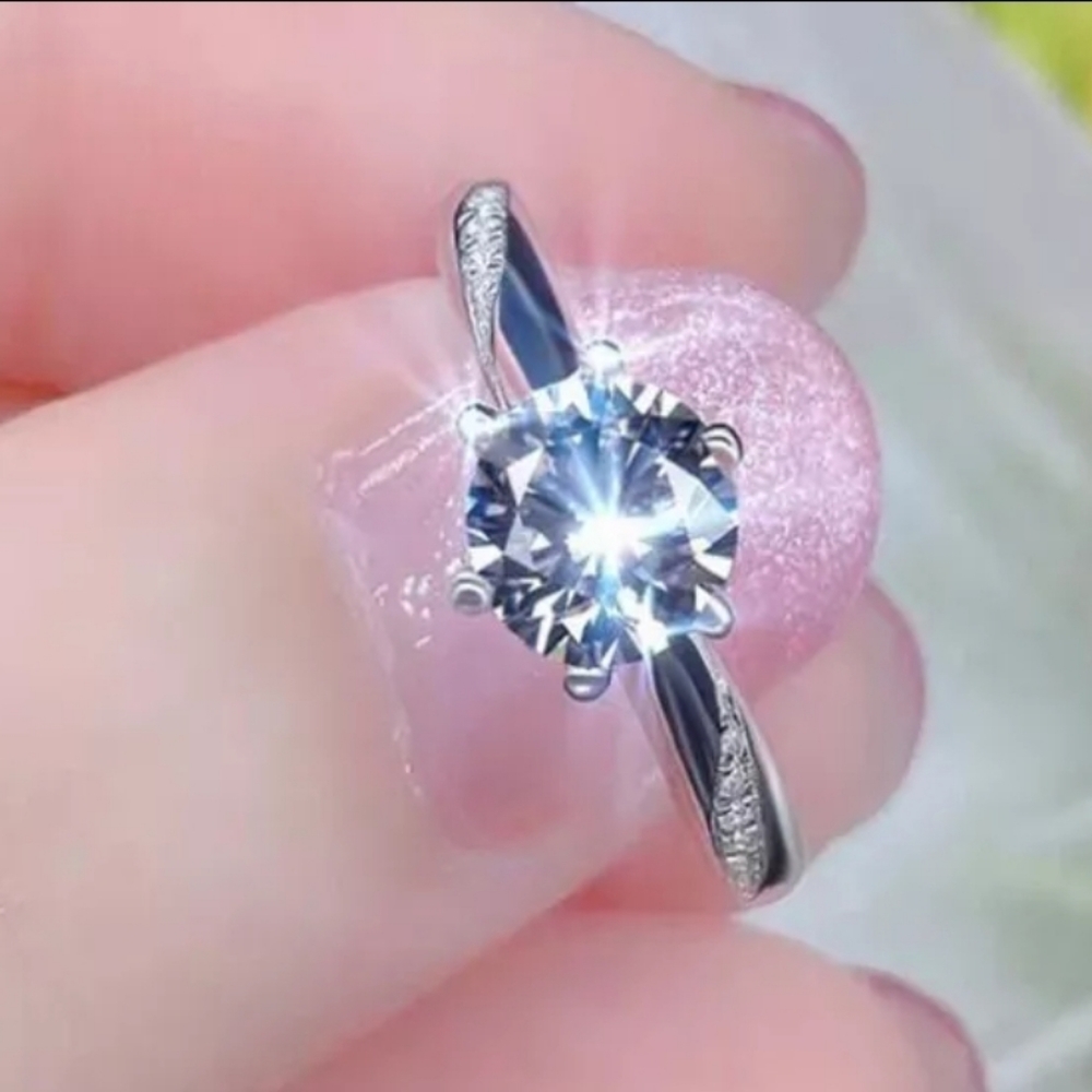 Beautiful Certified 925 Silver Ring, 6mm 1 Carat Zirconia Diamond size 6